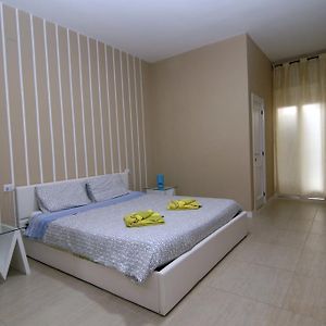 Habitación con Cama King